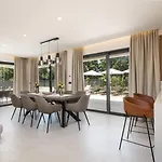 Perla By Villsy * Nova Vas